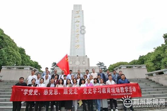 开展夜间检查行动 维护养老环境安全